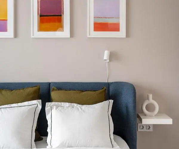 New High-end Designer 3br Free Parking סופיה