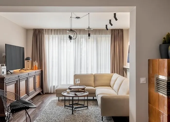 New High-end Designer 3br Free Parking 公寓 *